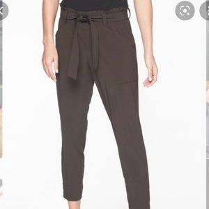 Athleta Skyline Pant Arbor Olive 12 NWT New